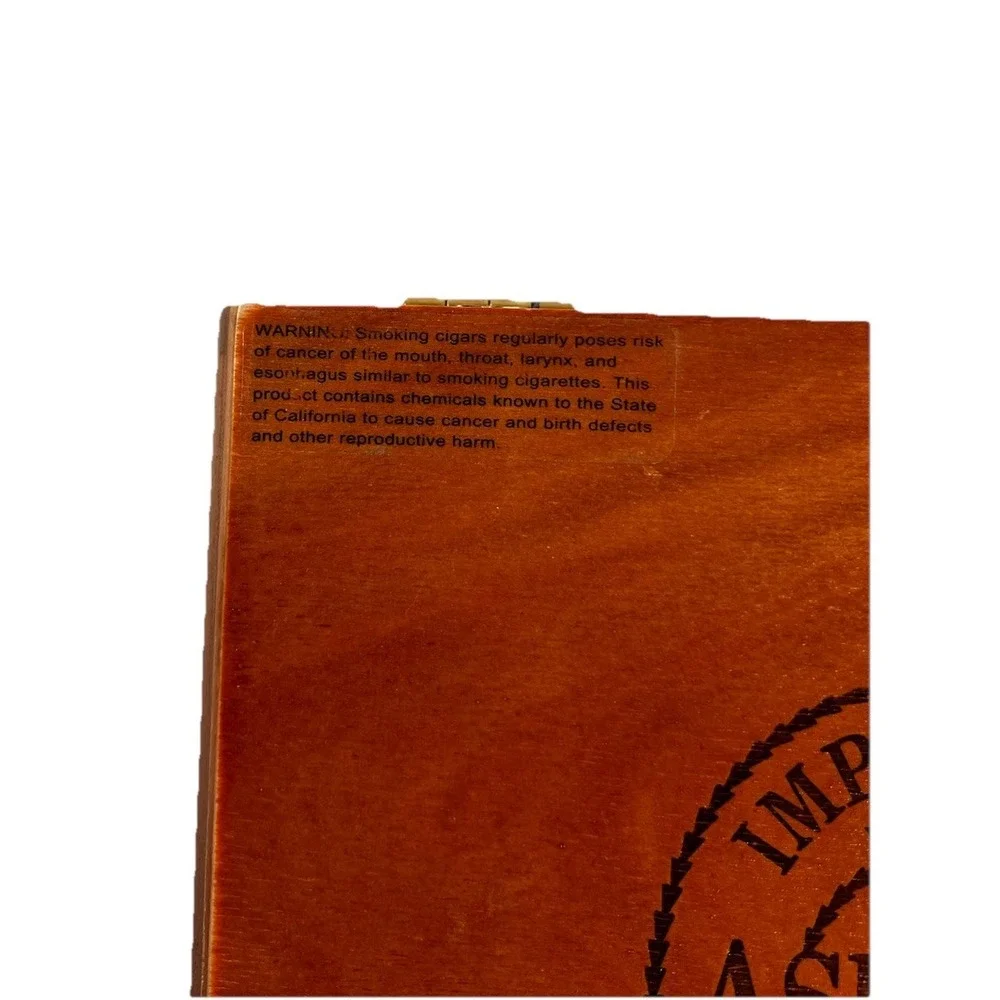 Ashton Churchill Emboss Wooden Cigar Box‎ Hand Made Dove Tail Dominican Republic